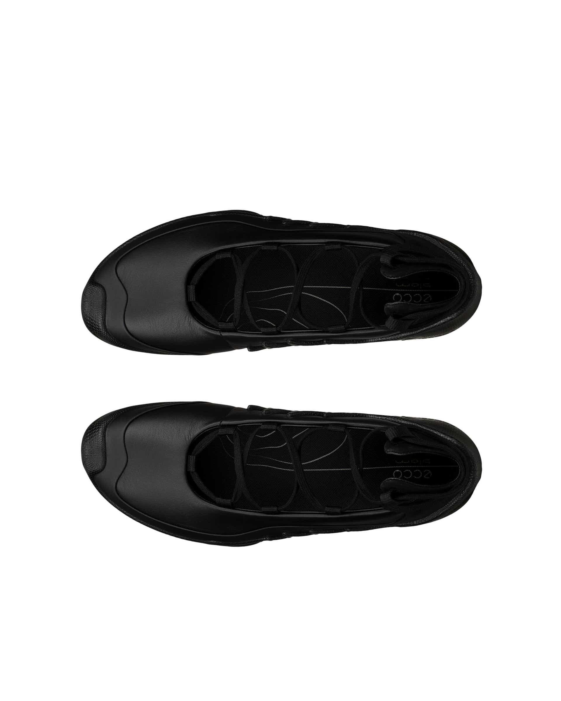 ECCO Biom Aex Black